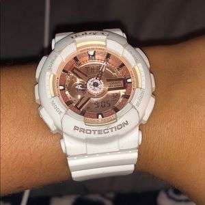 🔅White and Pink Baby G Shock🔅
